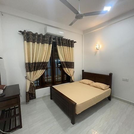 Sns Guest House Galewela Экстерьер фото